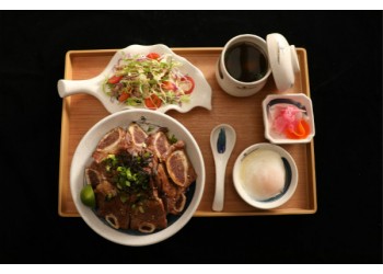 燒肉拌飯加盟費用多少？需要哪些準備