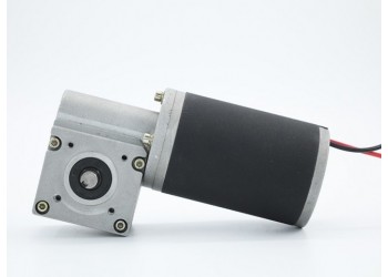 蝸輪蝸桿減速電機和步進(jìn)電機區(qū)別大嗎？