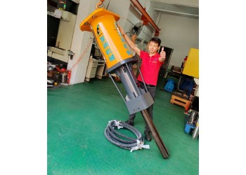 液壓破石設備靜態(tài)劈裂機工作效率怎么樣？