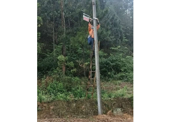 電網(wǎng)安全警示牌：專業(yè)制造，品質(zhì)保證，守護(hù)電力安全